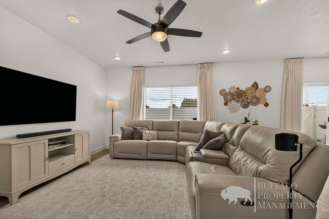 Photo - 1160 E Jaylee Dr