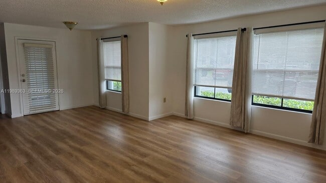 Building Photo - 15051 SW 103rd Ln Unit 4107