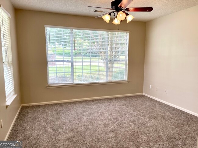 Photo - 237 Odyssey Turn NW