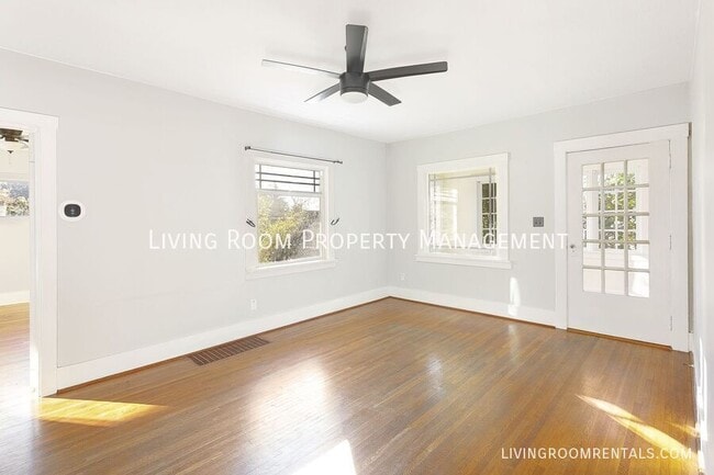 Photo - 2318 SE 72nd Ave