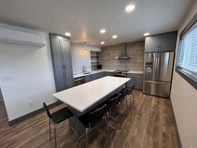 Building Photo - 2620 Alliance St