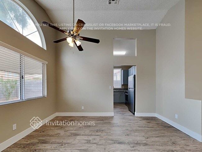 Photo - 8138 Vision St