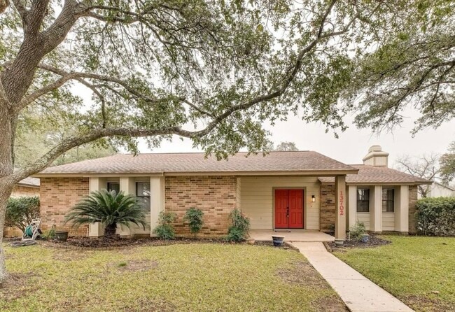 Building Photo - 13702 Castle Grove Dr