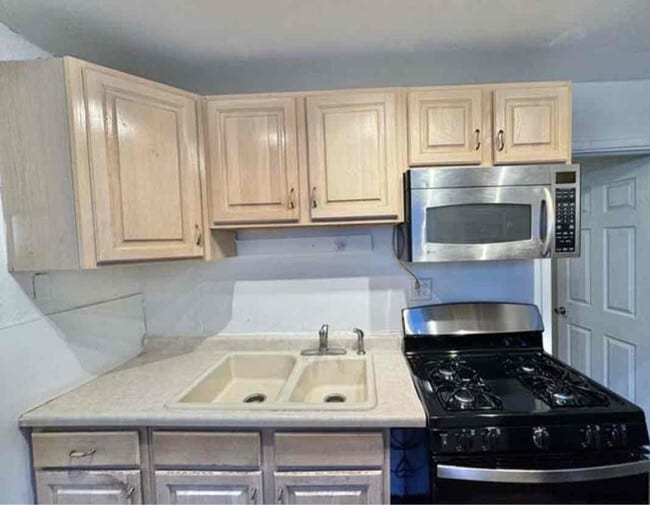 Photo - 1217 Taylor Ave