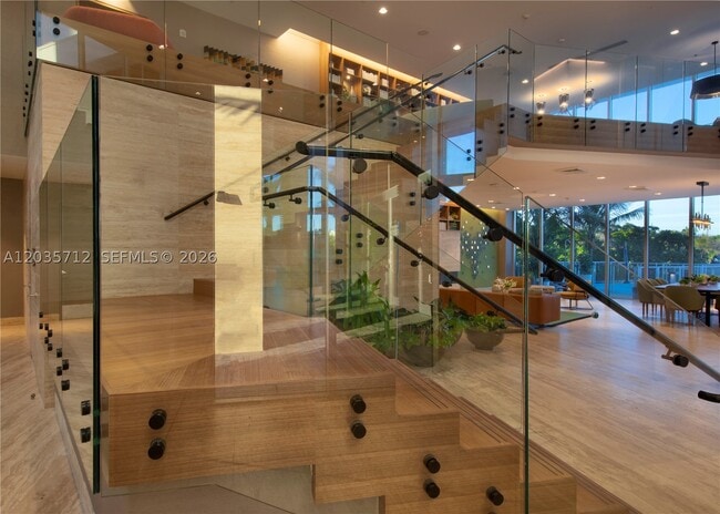 Building Photo - 16385 Biscayne Blvd Unit 519