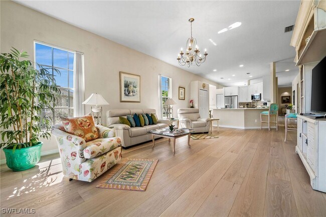 Building Photo - 1905 Seville Blvd Unit 322