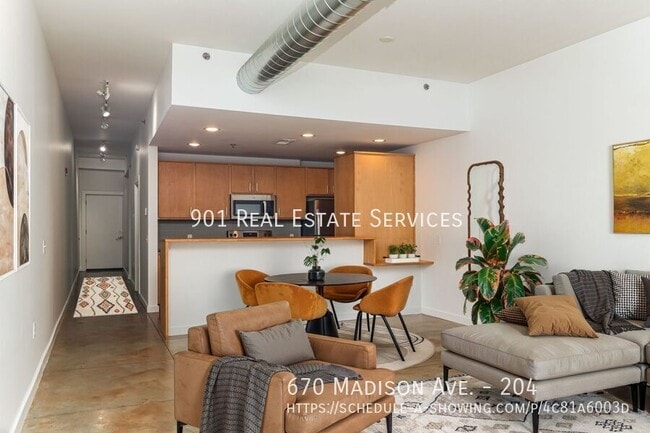 Building Photo - 670 Madison Ave Unit 204