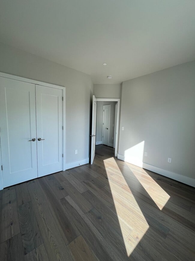 Photo - LUXURY END UNIT TOWNHOUSE IN CHEVY CHASE