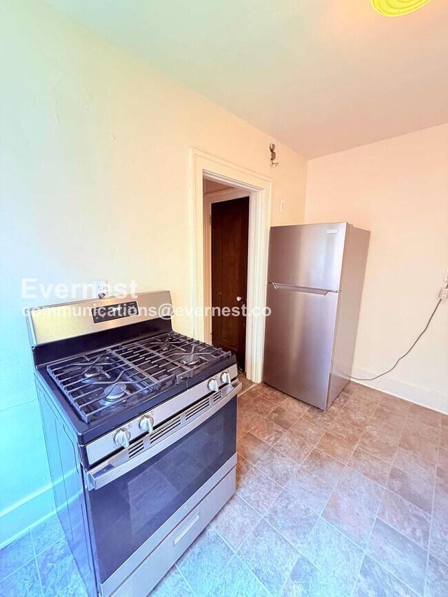 Photo - 9353 Kentucky St