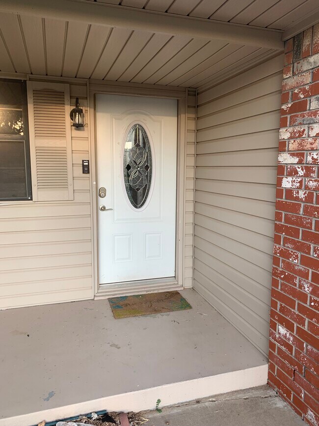 Photo - 4403 N Chapman Ave