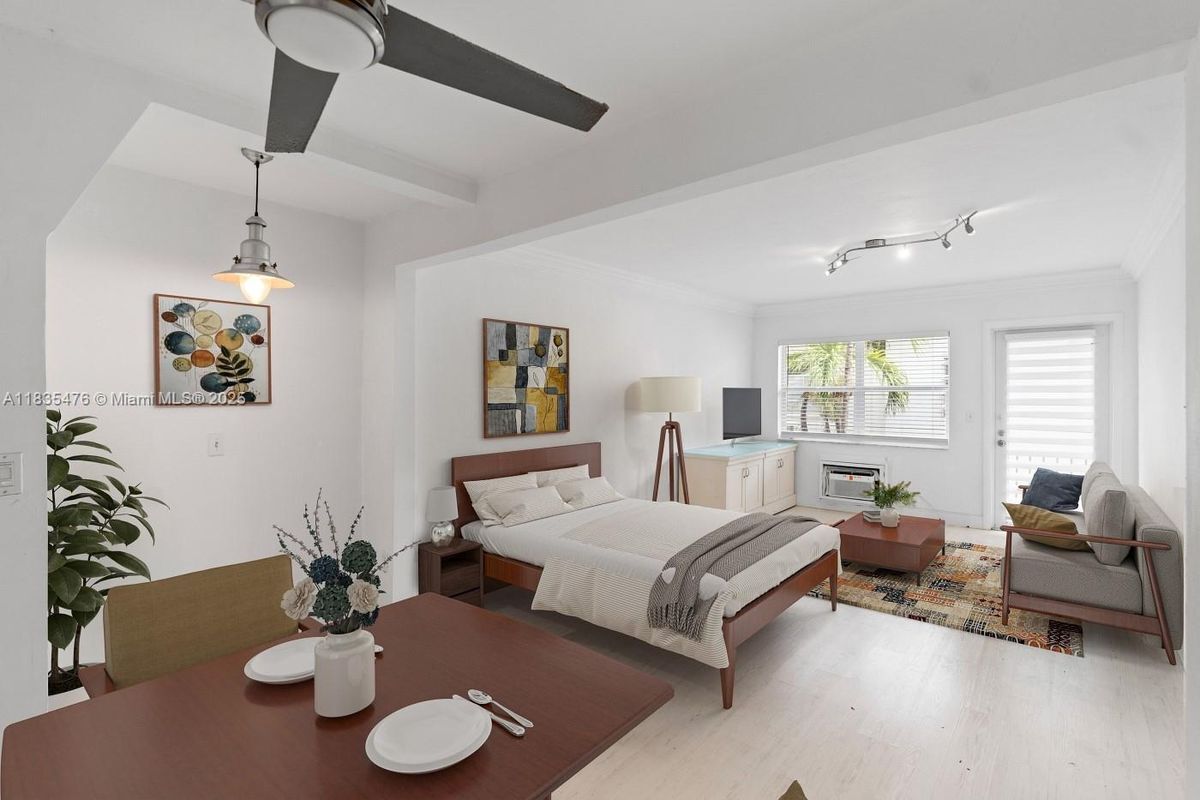 Photo - 1228 Pennsylvania Ave