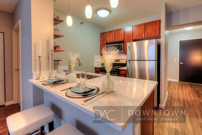 Photo - 622 N Fairbanks Ct Condominio Unidad #C