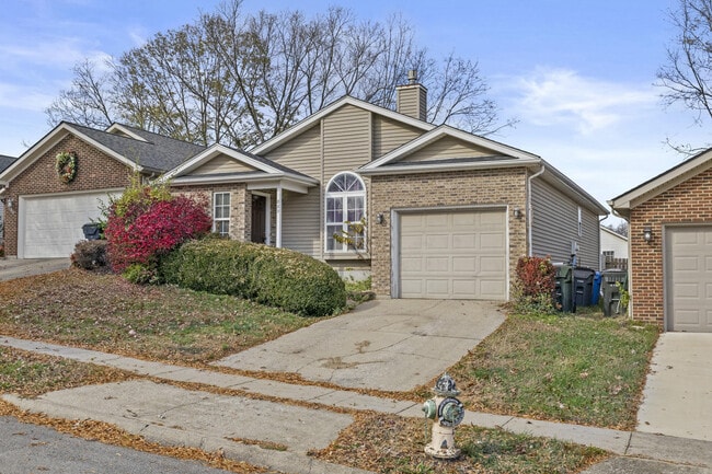 Photo - 889 Revere Run Dr