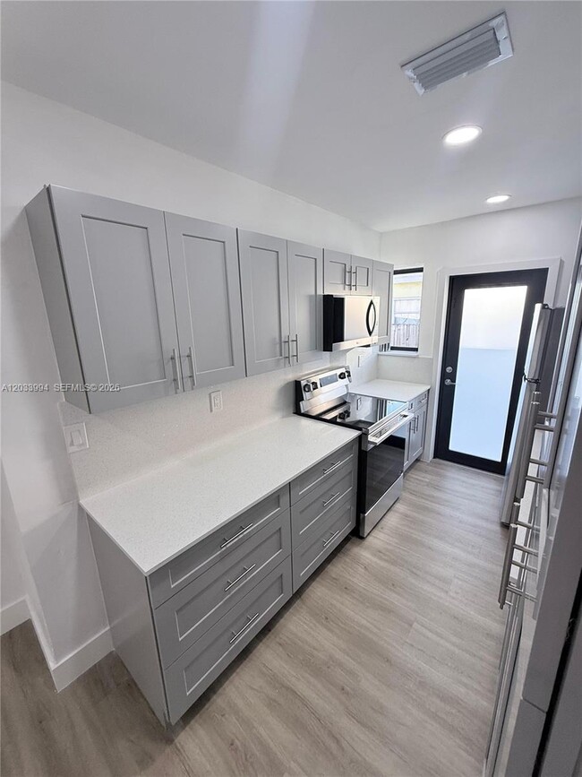 Photo - 2080 NE 172nd St Unit A