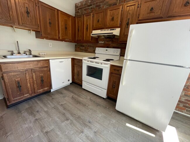 Photo - 1404 Commonwealth Ave Unit 21