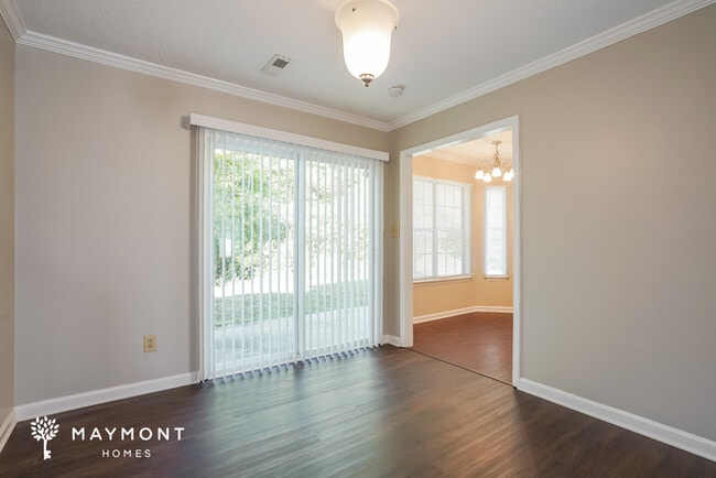 Photo - 1218 Kendall Dr