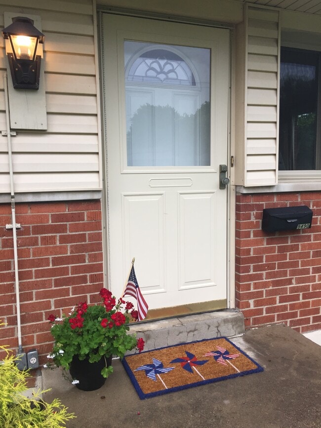 Photo - 9490 Wynnecrest Dr