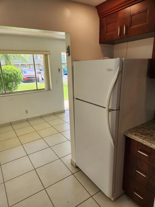 Photo - 600 Village Green Ct Unit 108