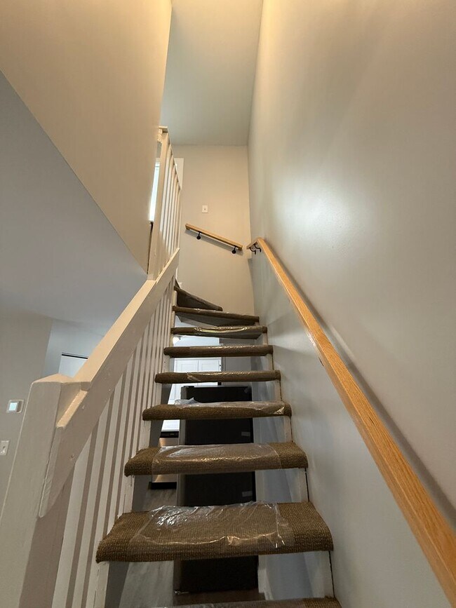 Photo - 744 W Gordon Terrace Unit 312