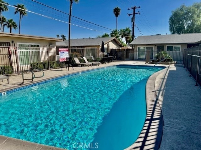 Photo - 685 E Vista Chino Unit 4