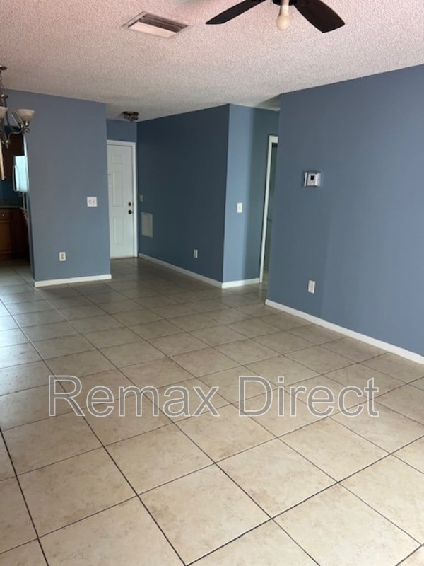 Photo - 2675 Lake Haven Rd