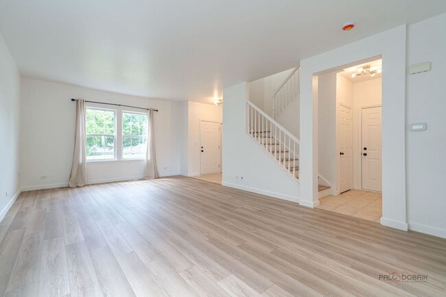 Photo - 178 W Hampton Dr