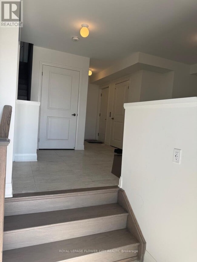 Photo - 591 Port Darlington Rd