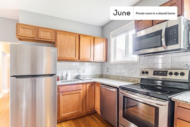 Photo - Room in Shared 3 bed/1.5 bath home Unit B