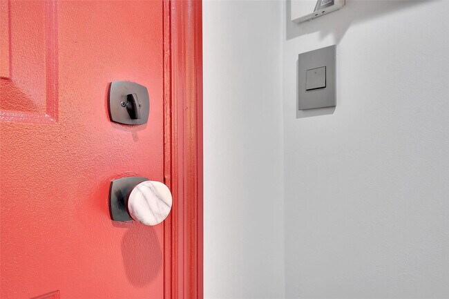 Photo - 2021 SE 10th Ave Unit 205