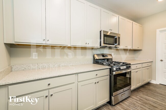 Photo - 2332 S Carlota Dr