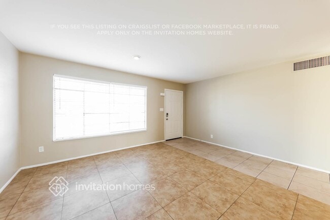 Photo - 3335 W McLellan Blvd