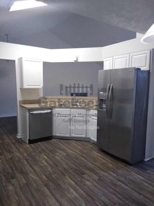 Photo - 688 River Mist Dr