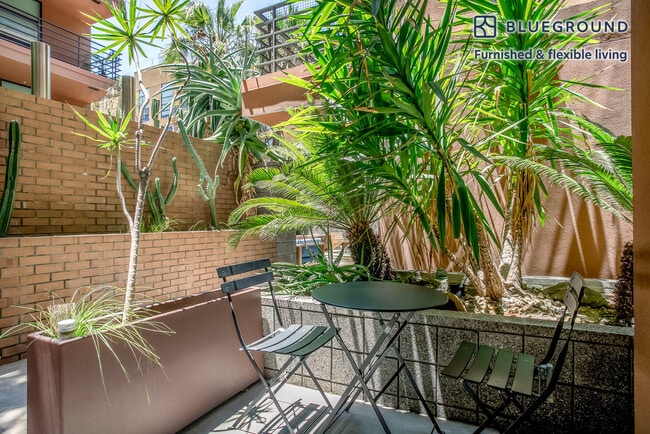 Photo - 6200 Hollywood Blvd Unit FL2-ID1089