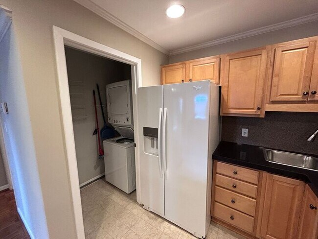 Photo - 1905 16th Ave S Unidad Apt A