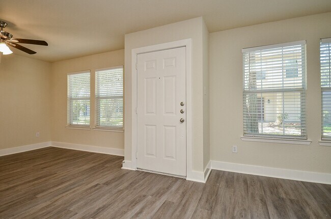 Photo - 3935 Federal Ln