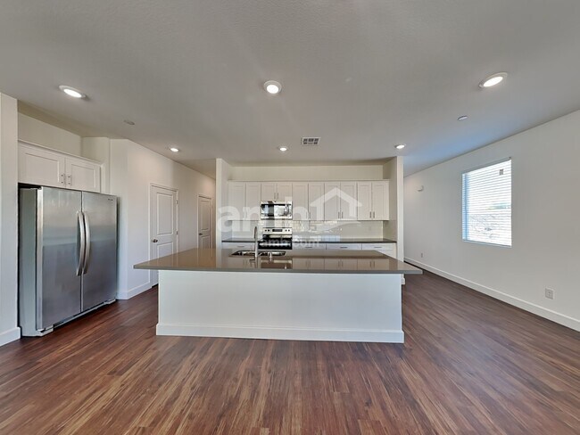 Photo - 100 Island Plumeria Ln