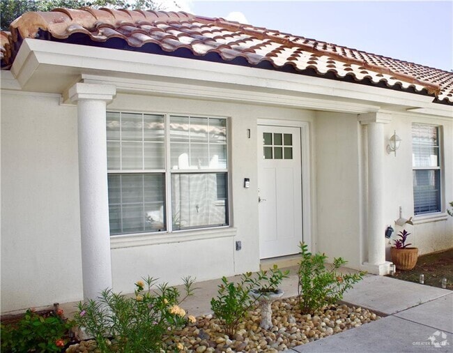 Building Photo - 7119 N 12th Ln Rental
