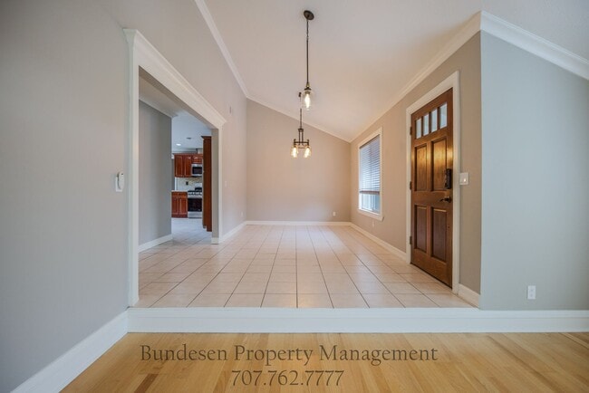 Photo - 746 Bonnie Ave