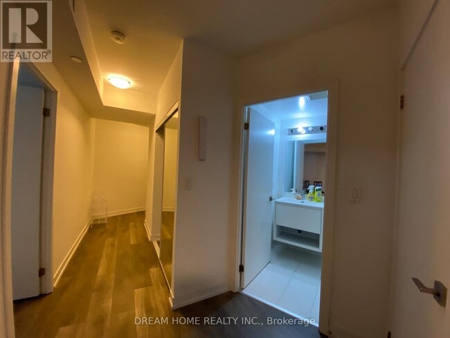 Photo - 159 Wellesley St E Unité 1003