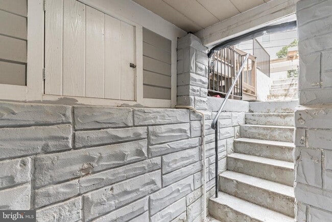 Photo - 8 Grant Cir NW