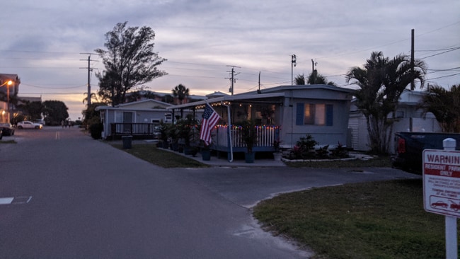 Photo - 2601 Gulf Dr N