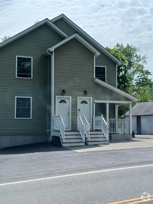 Building Photo - 2796 US-6 Unit Apartment 1