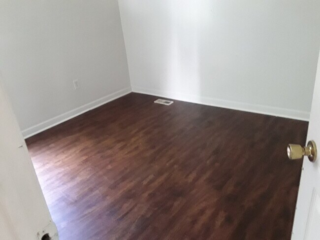 Photo - 1420 Minefee St