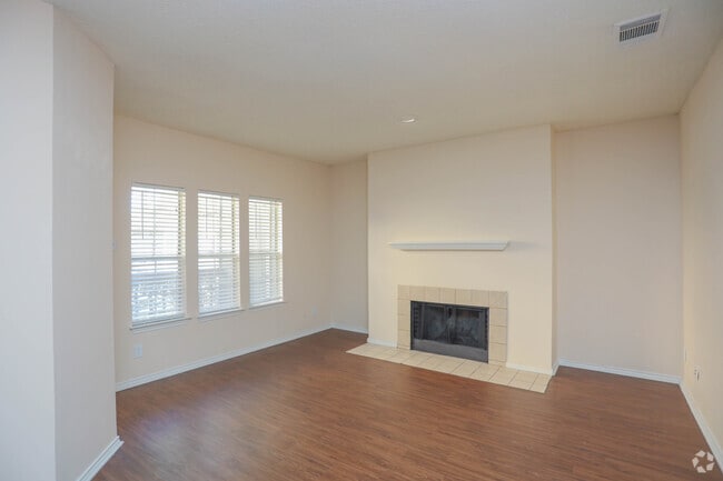 1BD, 1BA - 827SF - Amatista