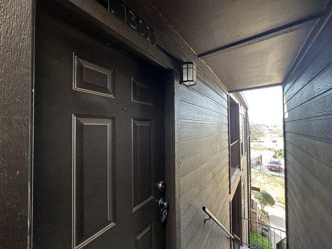 Photo - 1700 Baird Farm Cir Unidad 1302 Rental