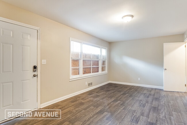 Photo - 9725 Red Ln Dr