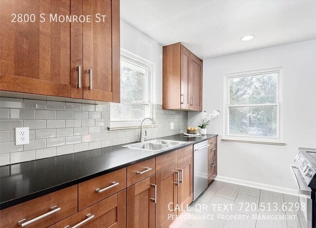 Photo - 2800 S Monroe St