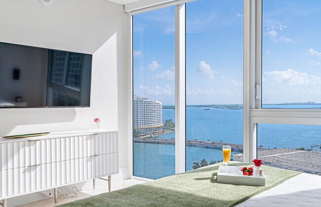 Photo - 485 Brickell Ave Unit ID1240489P