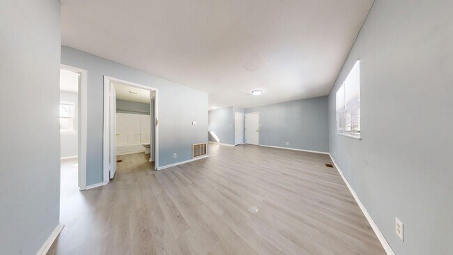 Photo - 257-259 W Elm St. Unidad 257 A