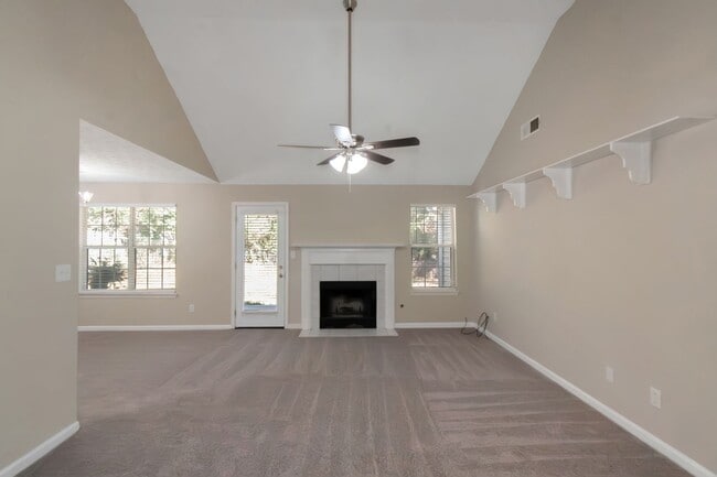 Photo - Charming 3BR/2BA Ranch Home in Stockbridge!